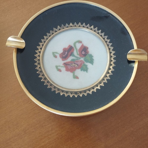 Vintage ashtray with handmade embroidery, like new