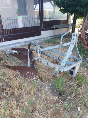 Plow used 3 YNO