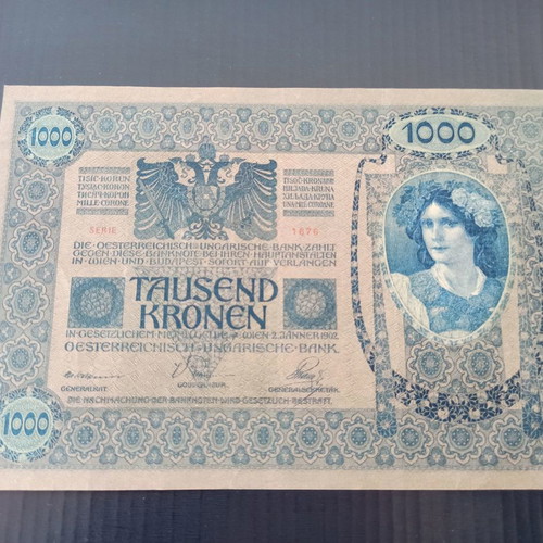 Collectible banknotes used, 1676 pieces