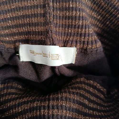 Artigli brown capri pants like new with elastic and subtle decoration