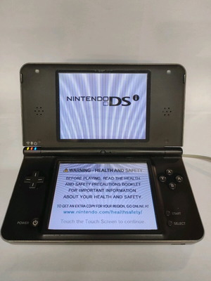Nintendo DS XL μεταχειρισμένο σε καλή κατάσταση με φορτιστή