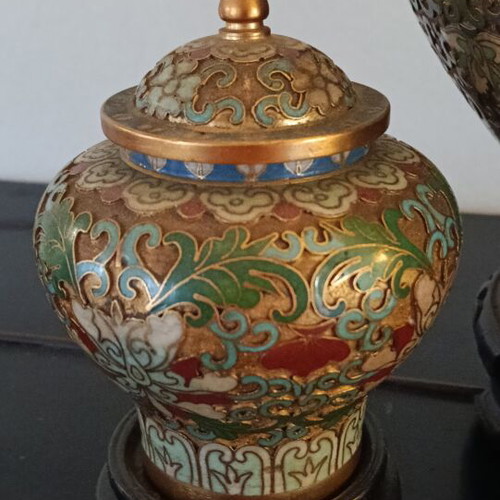 Cloisonné Chinese vases like new, set of 3 with intricate enamel designs
