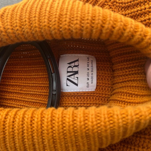 ZARA men's turtleneck size M like new, orange