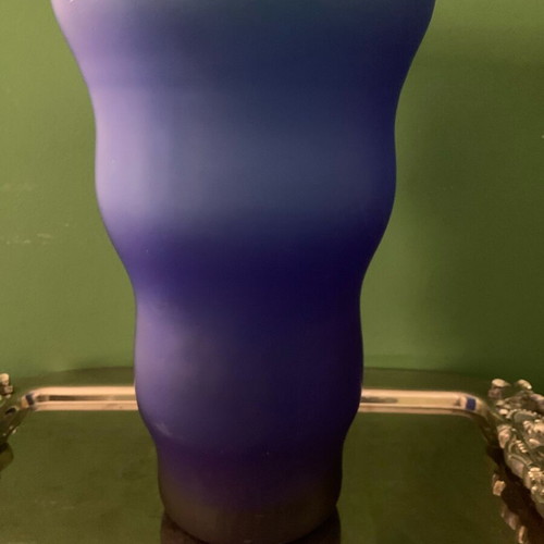 Blue glass vase in like-new condition