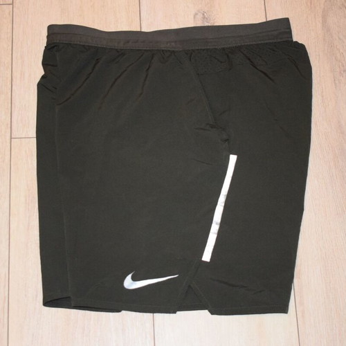Nike Light Shorts Men size M used, green