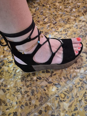 Tsakiris Mallas black platform sandals, size 37