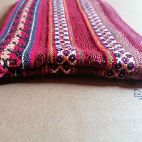 Peruvian woven toiletry bag new, made of sheep wool