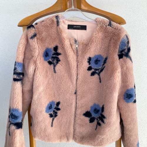 Zara short fur like new, blue and pink
