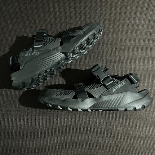Adidas Terrex Hydroterra Sandals new, size 47, black