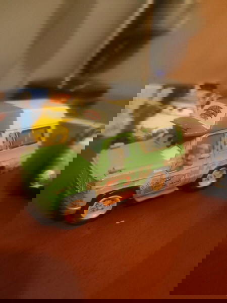 4 αυτοκινητάκια Mcqueen