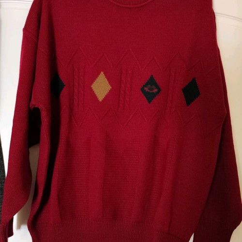 Men's sweater used, red, size L