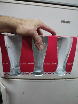 Coca Cola collectible glasses new, pack of 24