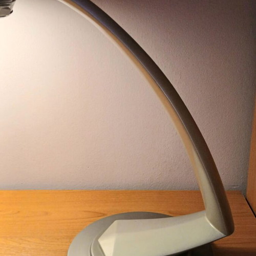 Boomerang 2000 table lamp like new, iconic Fase design