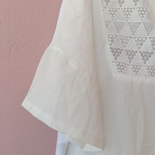 White women's summer blouse tunic with V neckline, like new