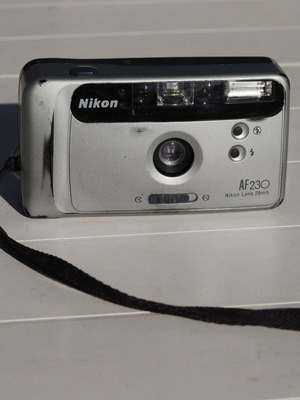 Nikon AF 230 film camera with case