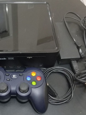 Mini PC retro gaming console with Intel Core i5 and Logitech F310 controller