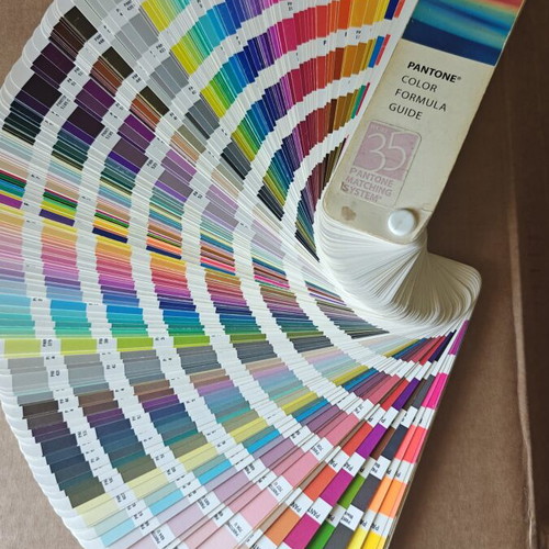 Vintage Pantone, Mecanorma & Papyrus color guides collection 1990s