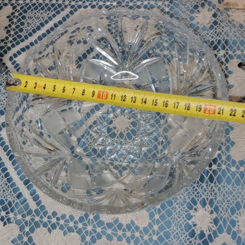 Large crystal fondue bowl like new with embossed designs and ice effect