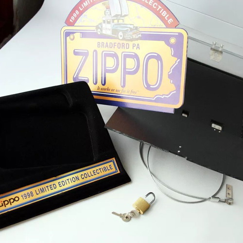 Vintage 1998 Zippo Limited Edition collectible lighter display new