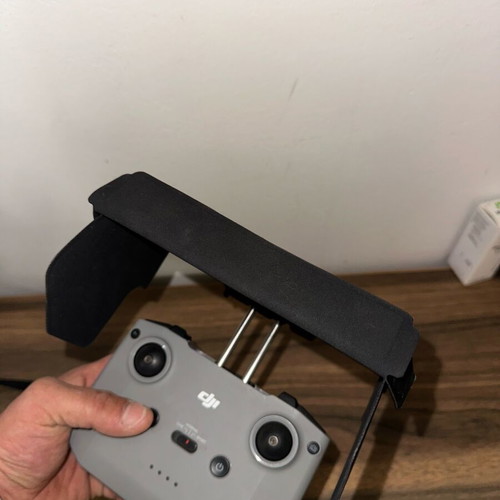 DJI controller like new with sunshade, charging hub, 3 batteries and carrying bag