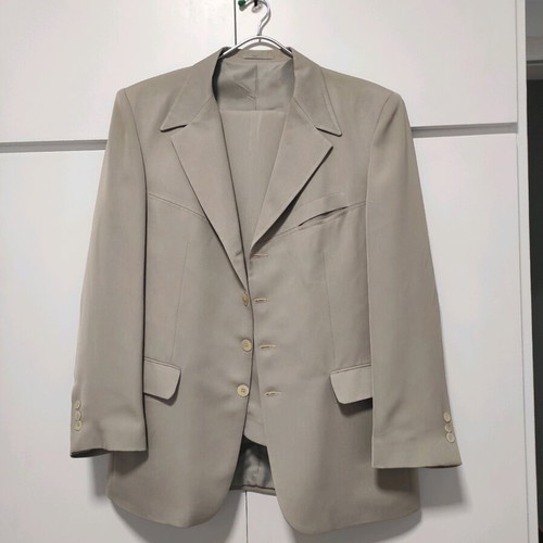 Men's summer suit like new, beige, jacket size 48, pants size 42