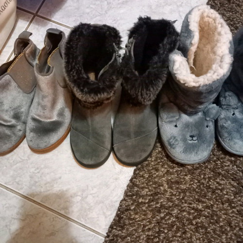 Girls' boots used, pack of 3 pairs size 30