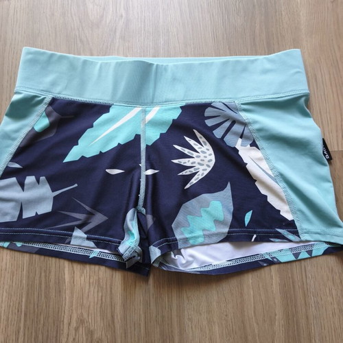 Dakine women's swim shorts large, like new, blue