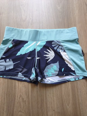 Dakine women's swim shorts large, like new, blue