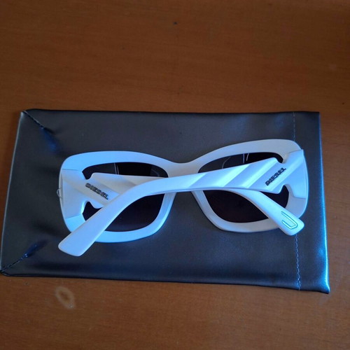 Diesel Sunglasses like new, white