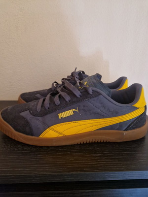 Puma sneakers size 44, blue