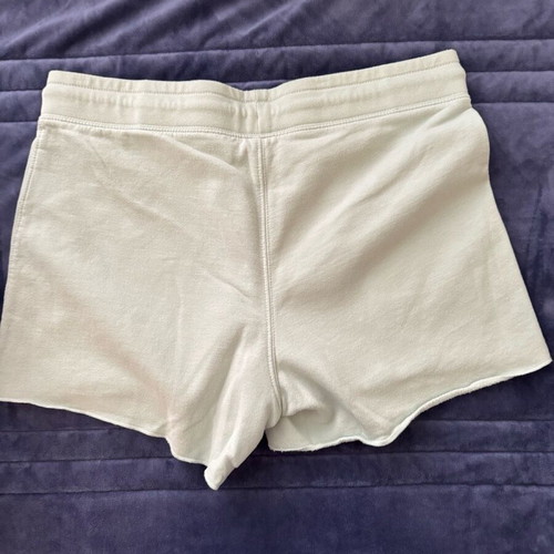 Gap women's shorts used, size Medium, green