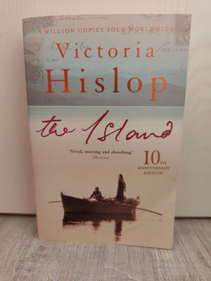 Βιβλίο The Island της Victoria Hislop, στα αγγλικά