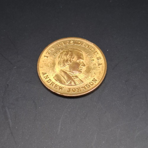 Collectible Andrew Johnson medal like new, Reader's Digest series