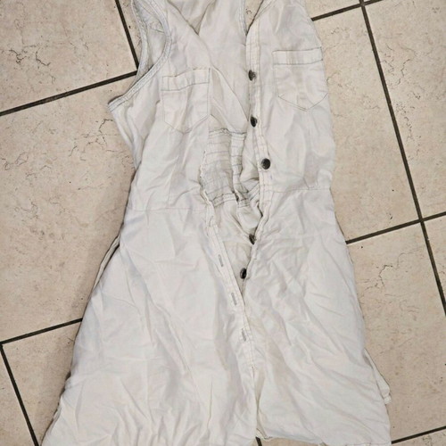 Dresses used, pack of 3, beige and turquoise