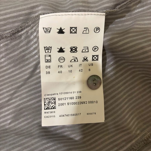 Boss authentic sleeveless shirt new, size M