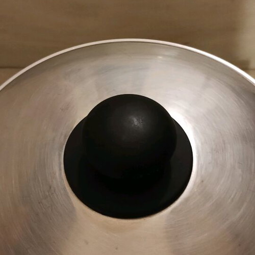 Pot with lid used, diameter 20 cm height 17 cm