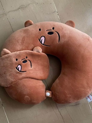 Travel neck pillow & sleeping mask - Miniso