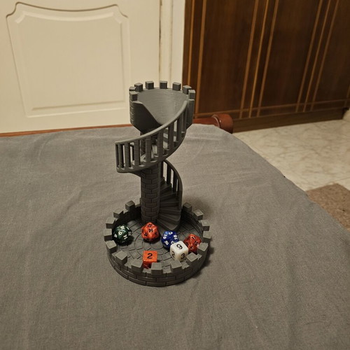 Dice Tower for board games and DND, like new, 20 cm height