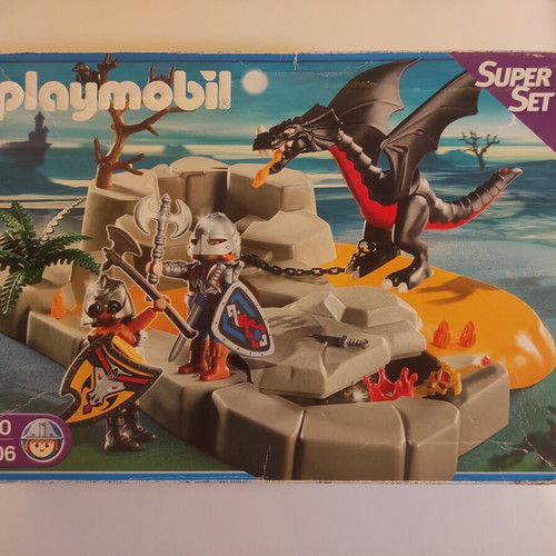Playmobil Knights Super Set 4006 The Dragon's Lair like new with box and extras