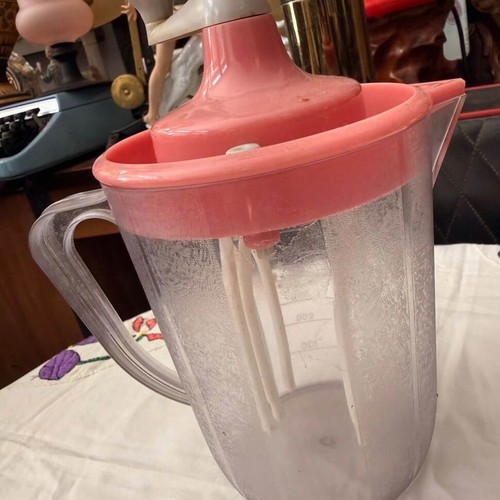 Vintage Mixer Express used, manual smoothie blender pink 15x11cm
