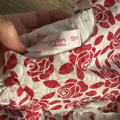 Baby clothes like new, set of 6 for 12-18 months
