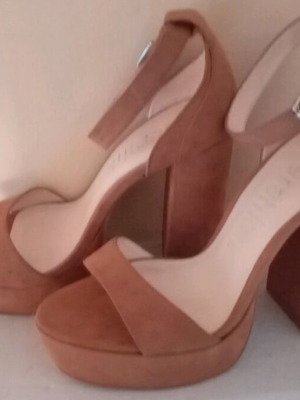 Bershka Suede Platform Sandals Size 38 Like New, Brown
