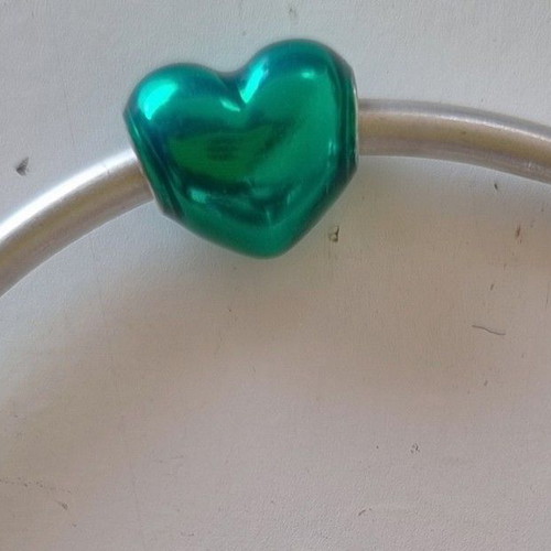 Pandora Moments charm metallic green heart 793337C07