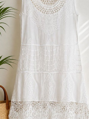 Doca white cotton beach dress like new with lace details
