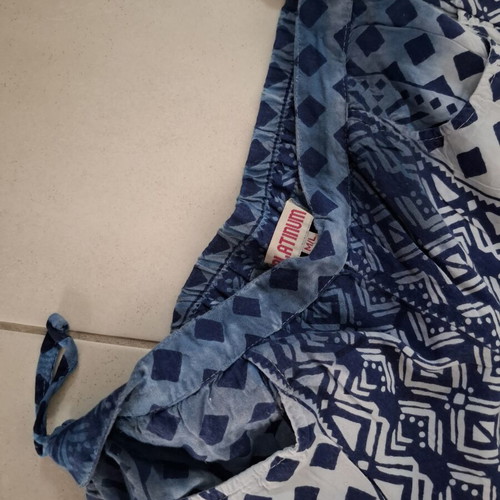 Platinum summer shorts used, size M-L, white and blue