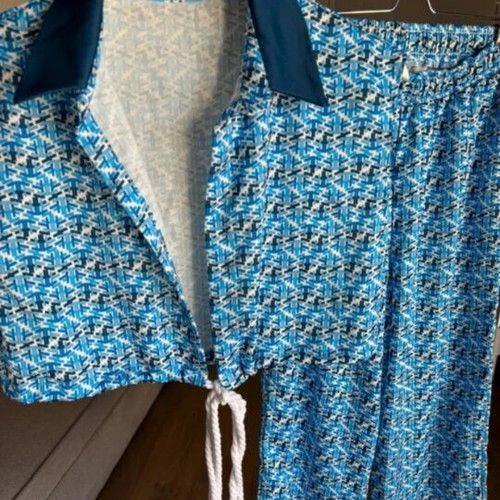 Zagar women's set with tied vest and pants new, white and blue