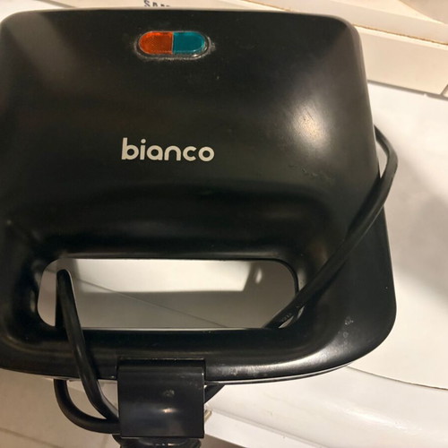 Bianco sandwich maker used for quick and tasty snacks