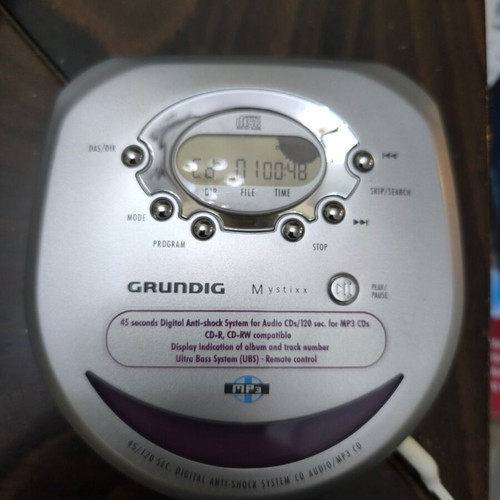 Grundig Mystixx CPD 9200 Portable CD Player used with case and headphones