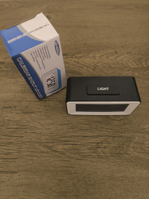 Calendar Backlit LCD clock μαύρο χρώμα καινούριο