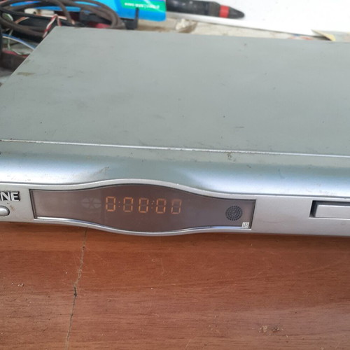 Audioline DVD 560 player used, supports MP3 MPEG4 JPEG